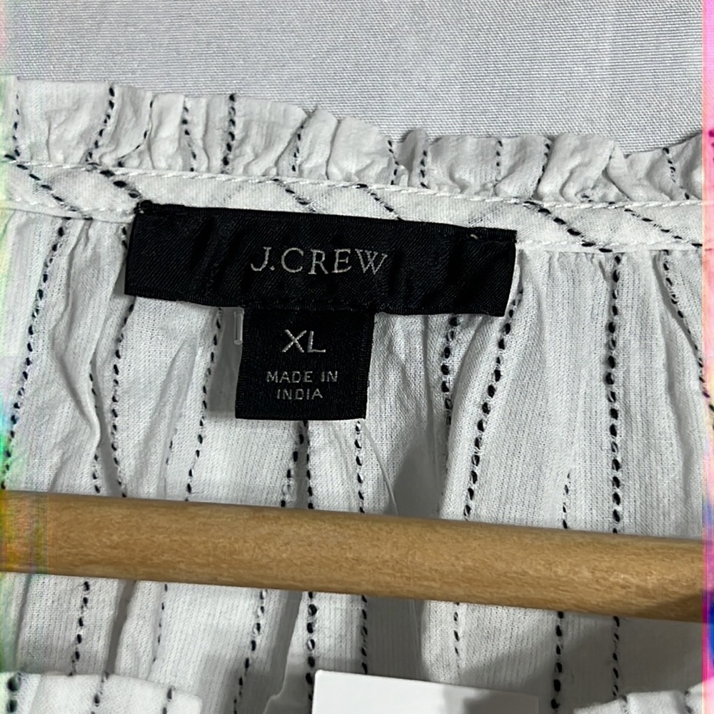 RE- IMAGINED by J CREW top - Picture 7 of 8